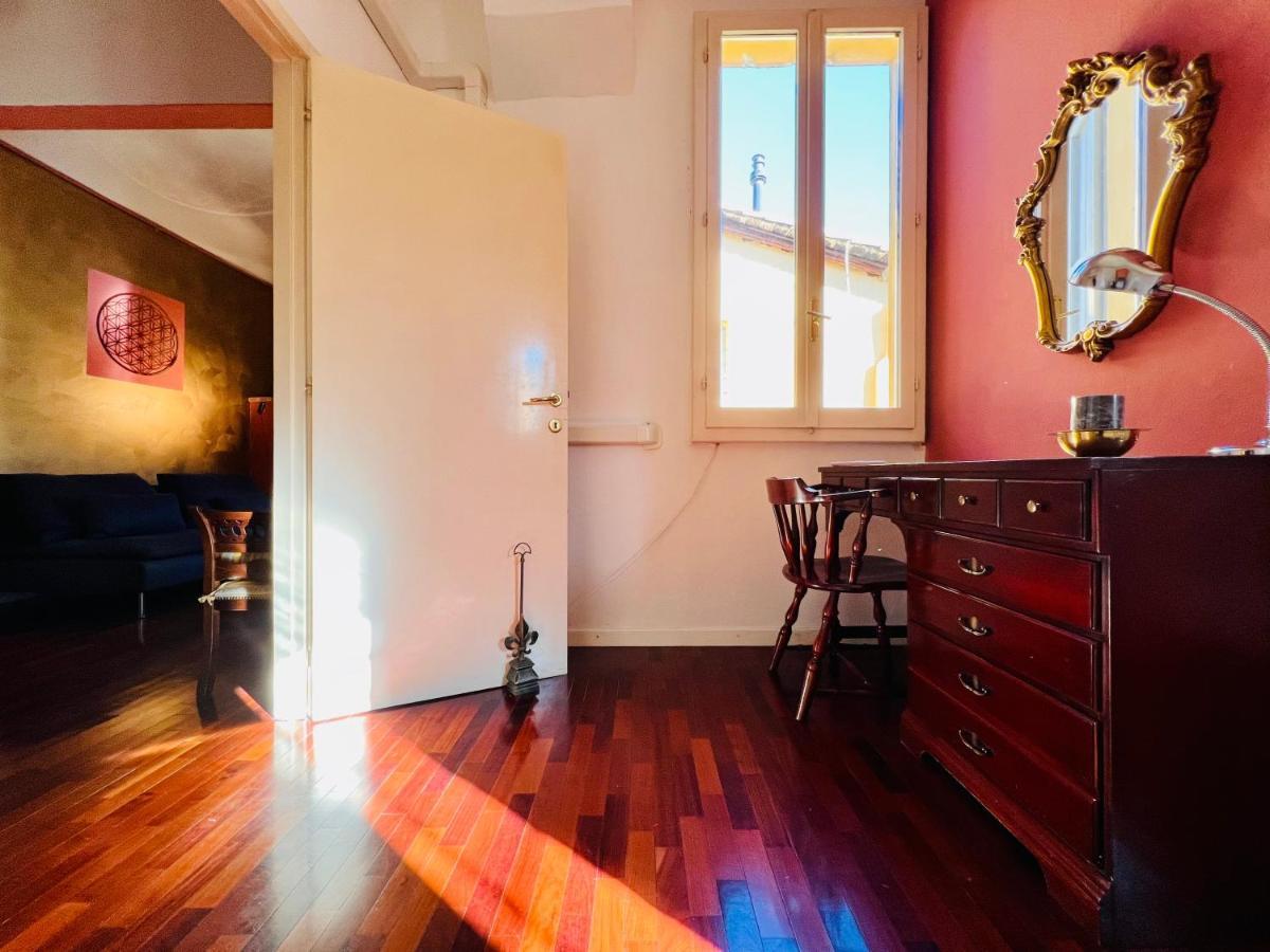 Apartament House Of Chariot - In The Heart Of Bolonia Zewnętrze zdjęcie